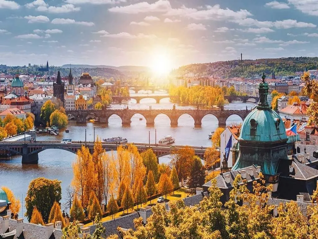 16 nước Châu Âu có cảnh đẹp nổi tiếng nhất nên đi vào mùa thu 2020