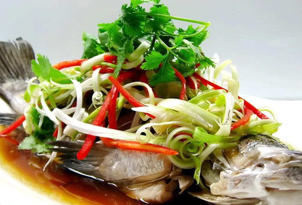 Cách làm cá bống mú hấp Hồng Kông ngon đúng điệu