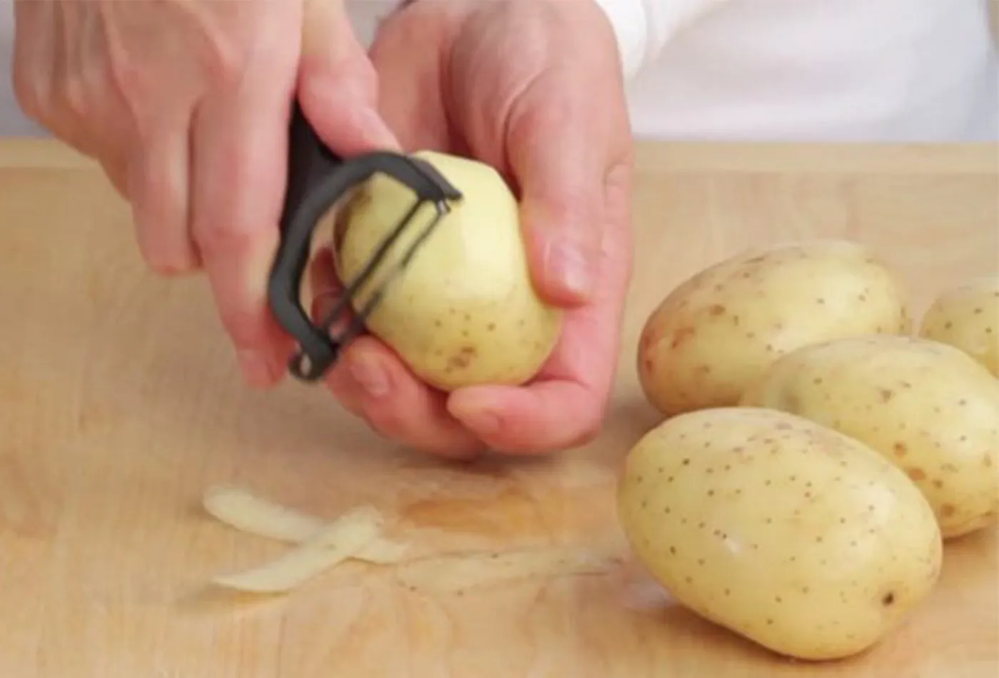 Cách làm khoai tây lắc phô mai “ngon tuyệt cú mèo”